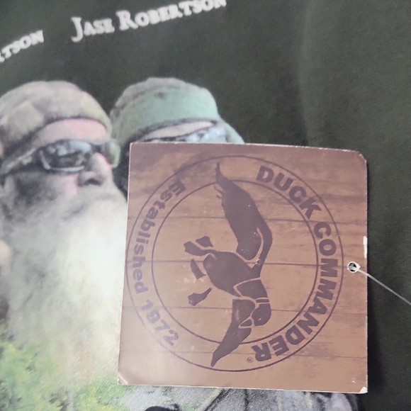 Legends of the Fowl Graphic Hoodie in Green - Picture 4 of 7